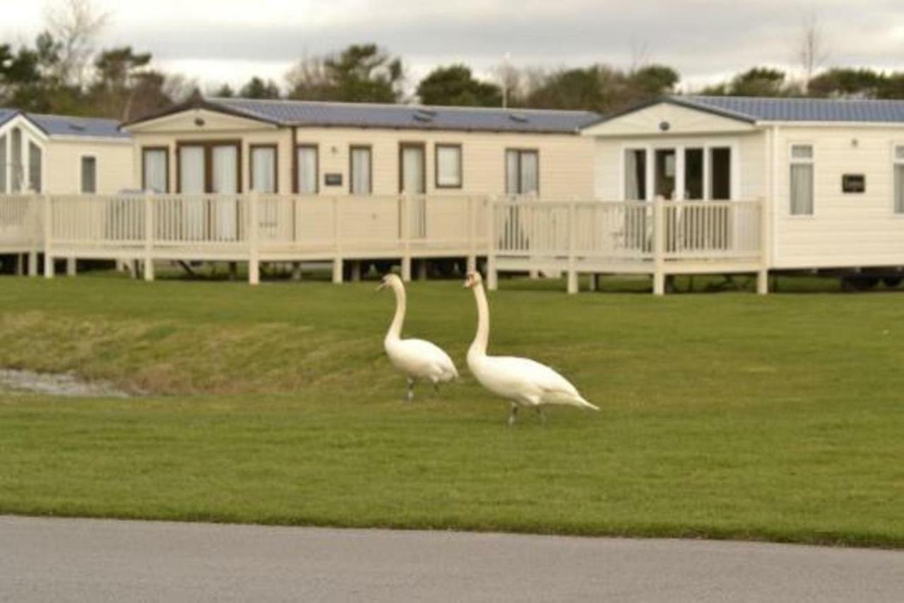 Static Caravan-Haven, Lake District Hotel Flookburgh ภายนอก รูปภาพ