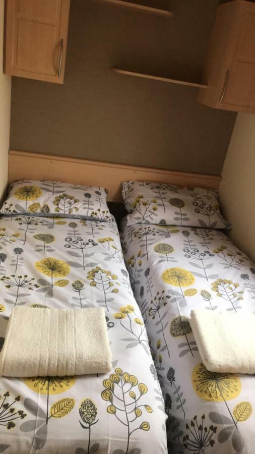 Static Caravan-Haven, Lake District Hotel Flookburgh ภายนอก รูปภาพ