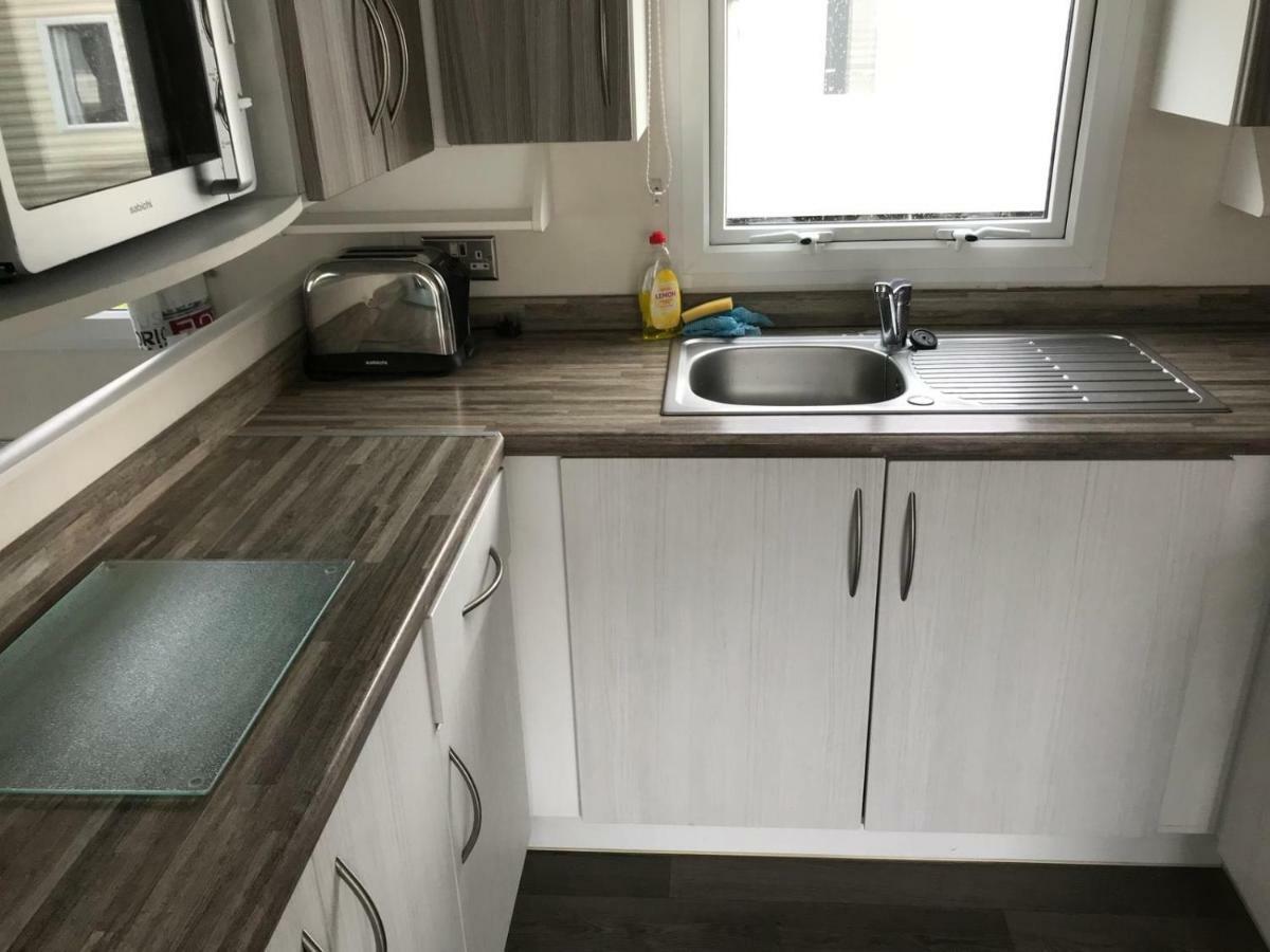 Static Caravan-Haven, Lake District Hotel Flookburgh ภายนอก รูปภาพ